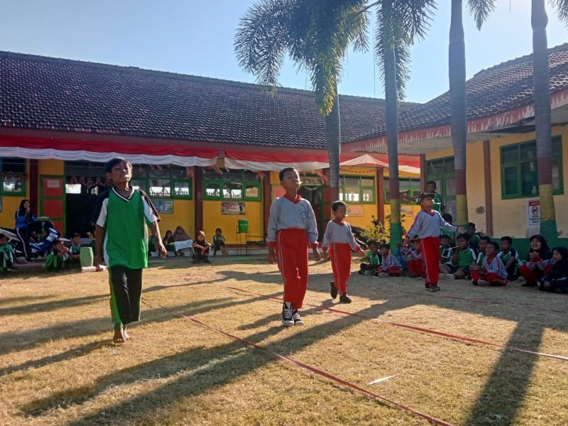 Semarak HUT RI Ke-80 DuDe keren